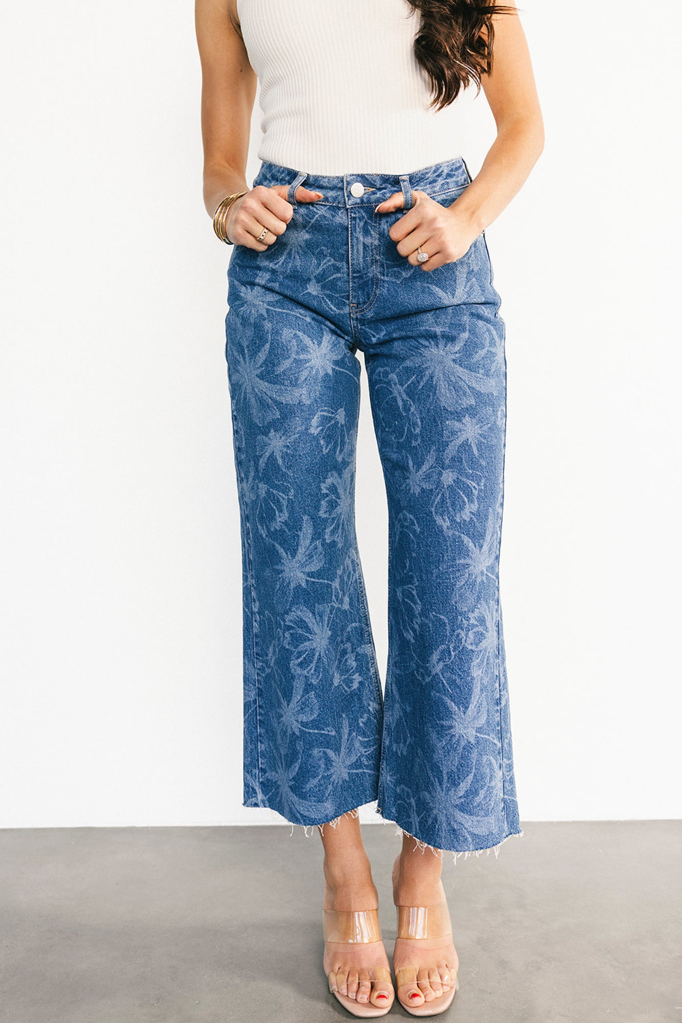 Cádiz Mid Rise Relaxed Jeans | Medium Floral Wash