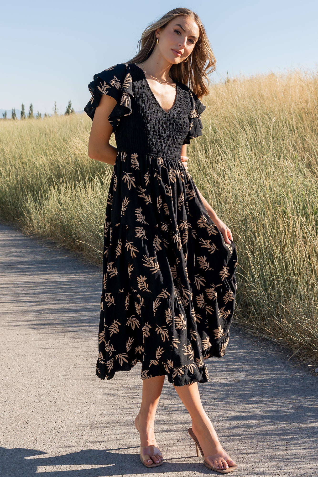 Truworths Dresses 2024 Luxurious Black Sequin Silk Velvet Halter Neck Cape Dress Vintage-Inspired Evening Gown Truworths Dresses 2024 Luxurious Black Sequin Silk Velvet Halter Neck Cape Dress Vintage-Inspired Evening Gown