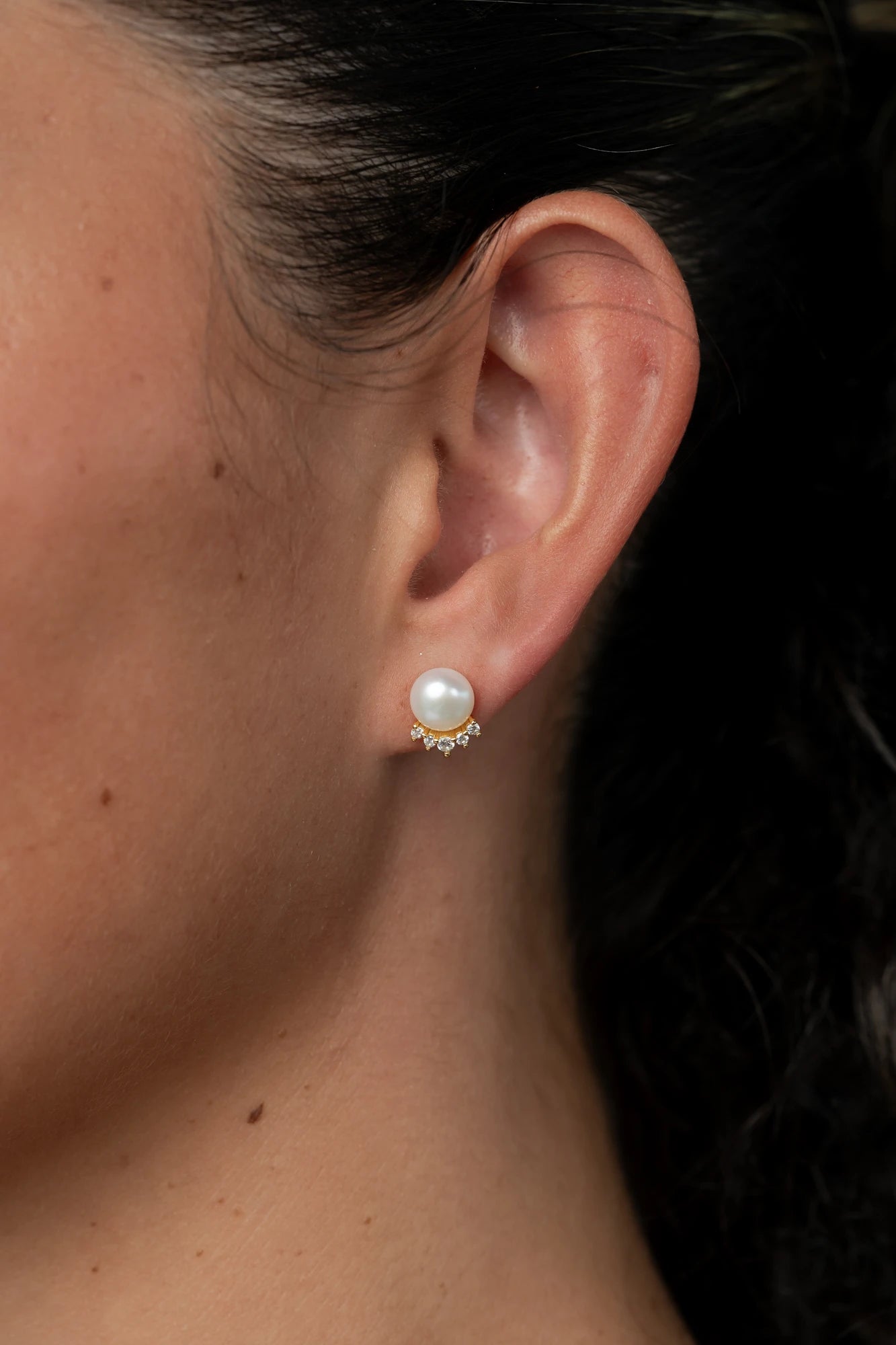 Livvy Pearl Stud Earrings | Gold