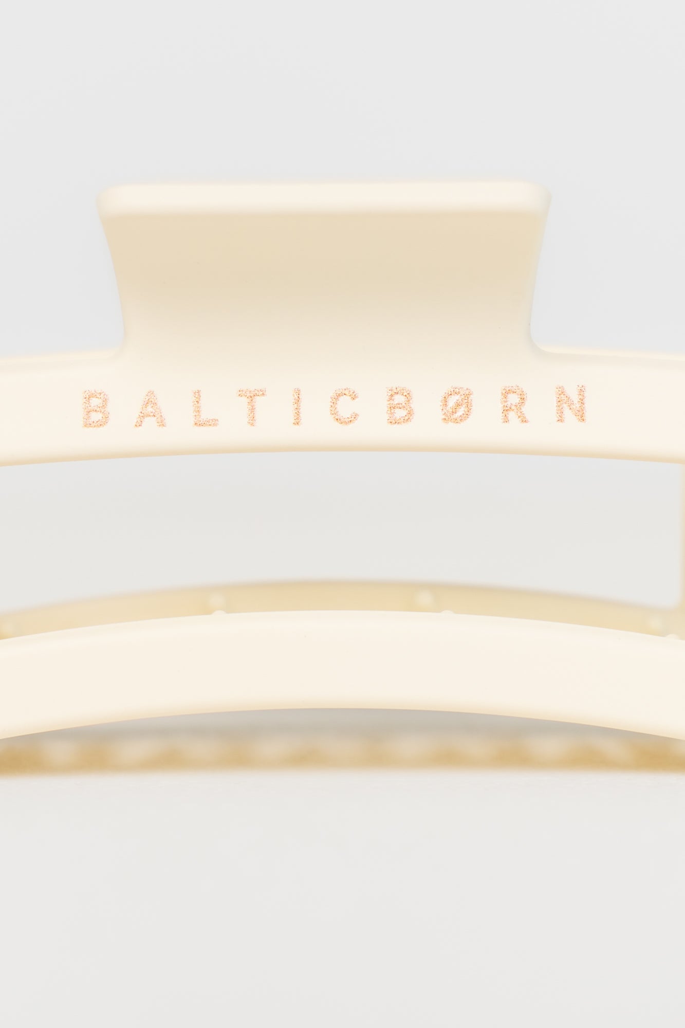 Trixie Matte Claw Clip | Ivory
