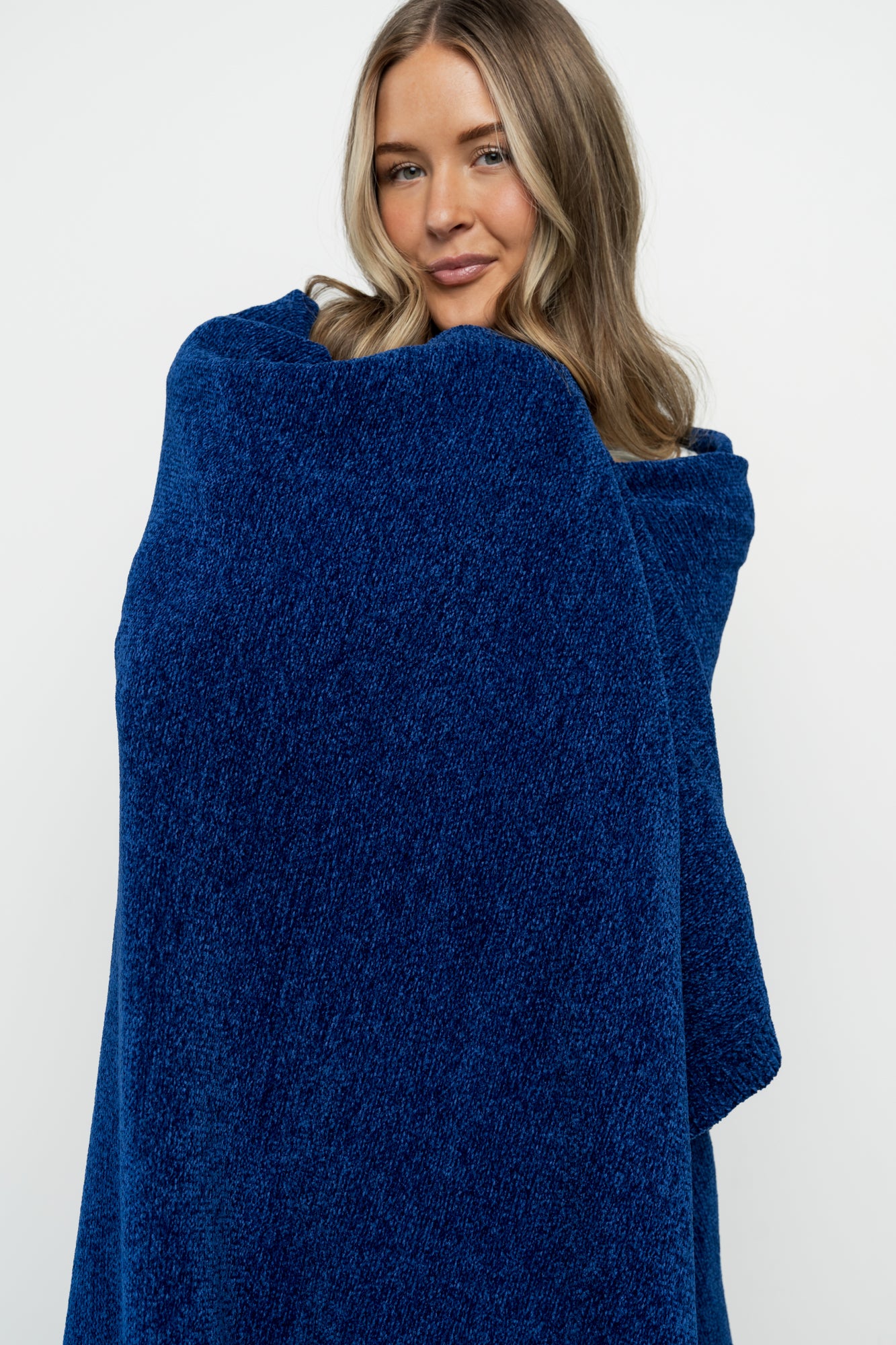 Chrissy Throw Blanket | Cobalt