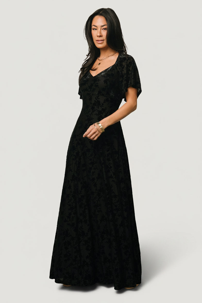 Everley Velvet Maxi Dress | Black