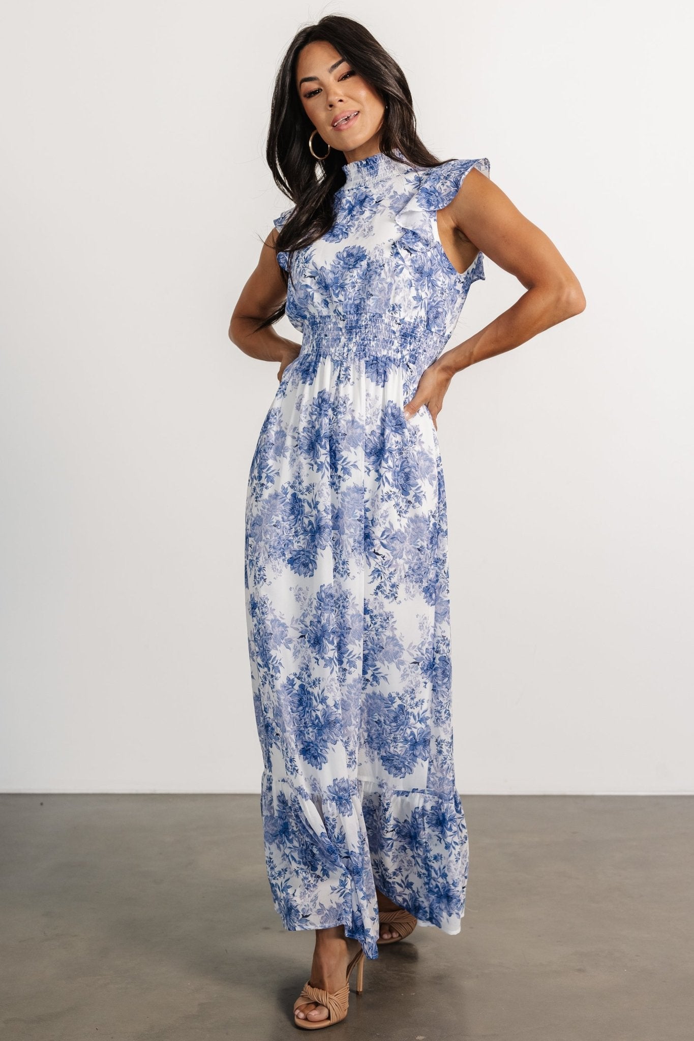 blue and white floral dress Sassy Shortcake Cove this dress merges feminine elegance with romantic flair Blue White Flower Dress, Toile