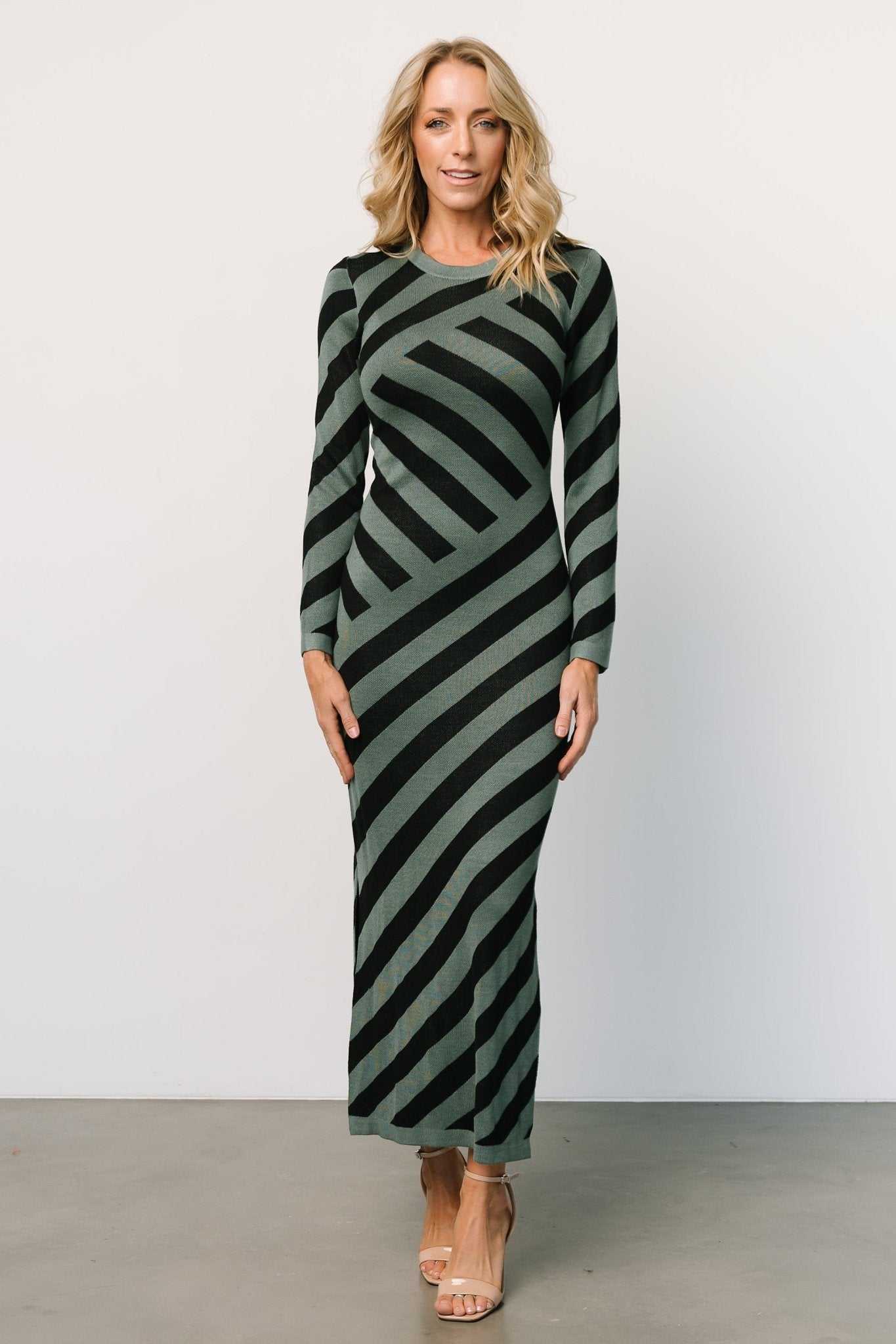 Green and black long sleeve dress sale