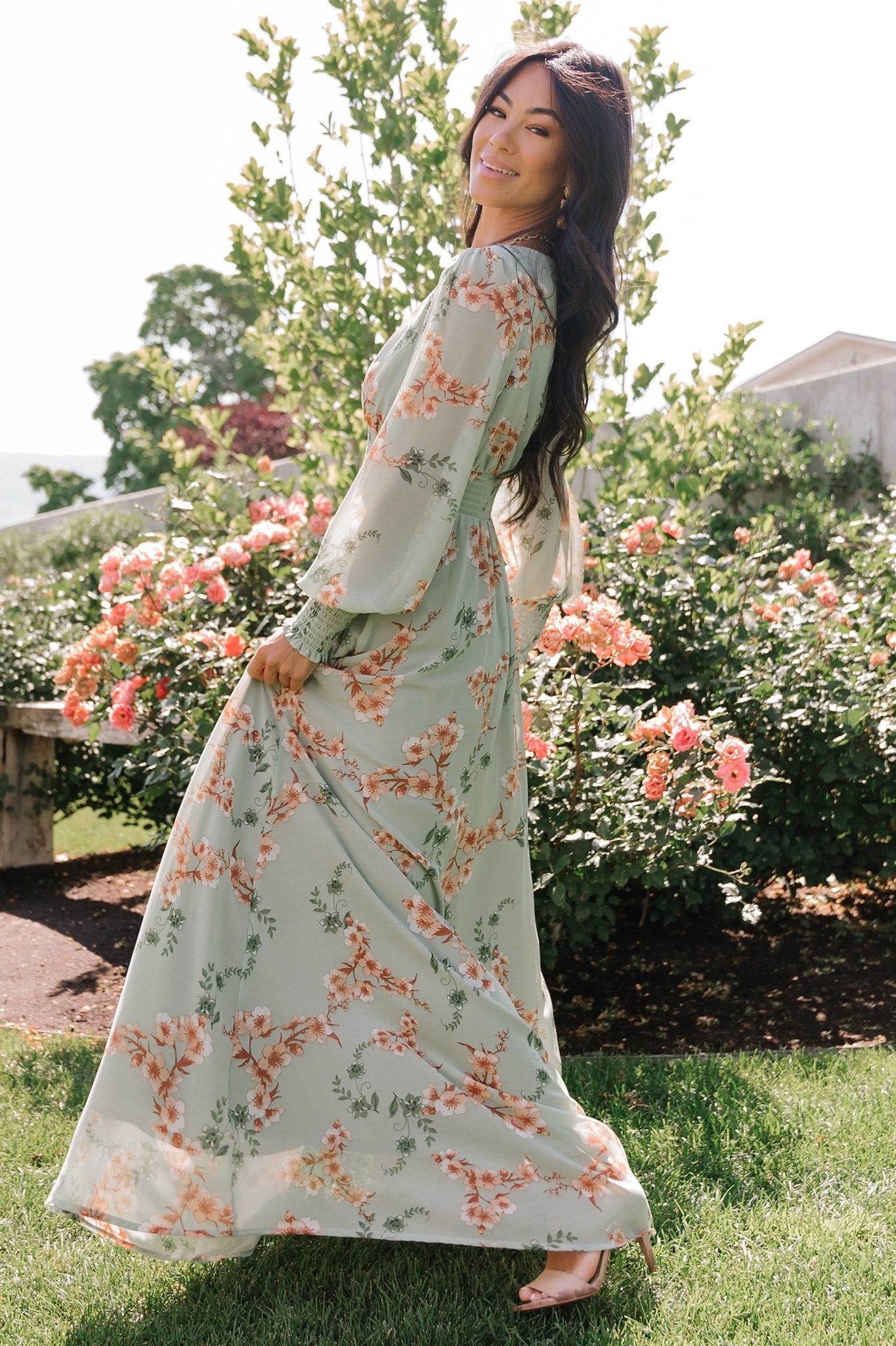 | Olivia + Peach Maxi Born Floral Dress Sage | Baltic