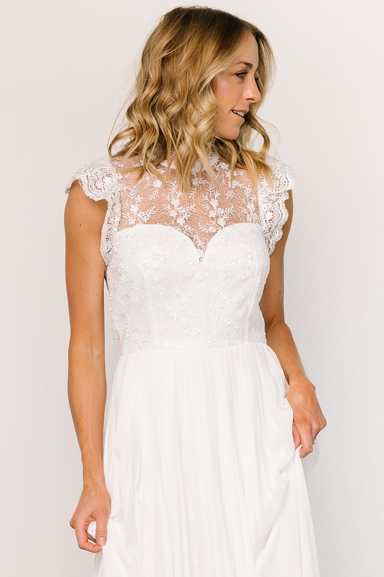 White lace best sale pleated dress