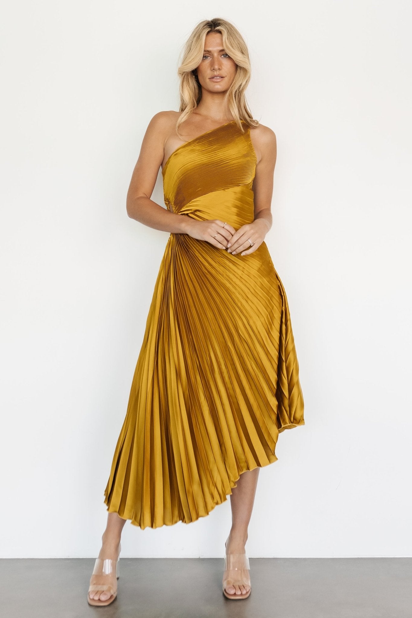 Goldenrod 2024 bridesmaid dresses