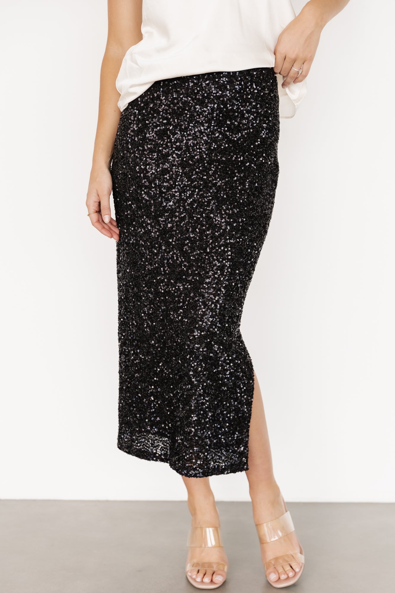 Charmed Sequin Midi Skirt | Champagne