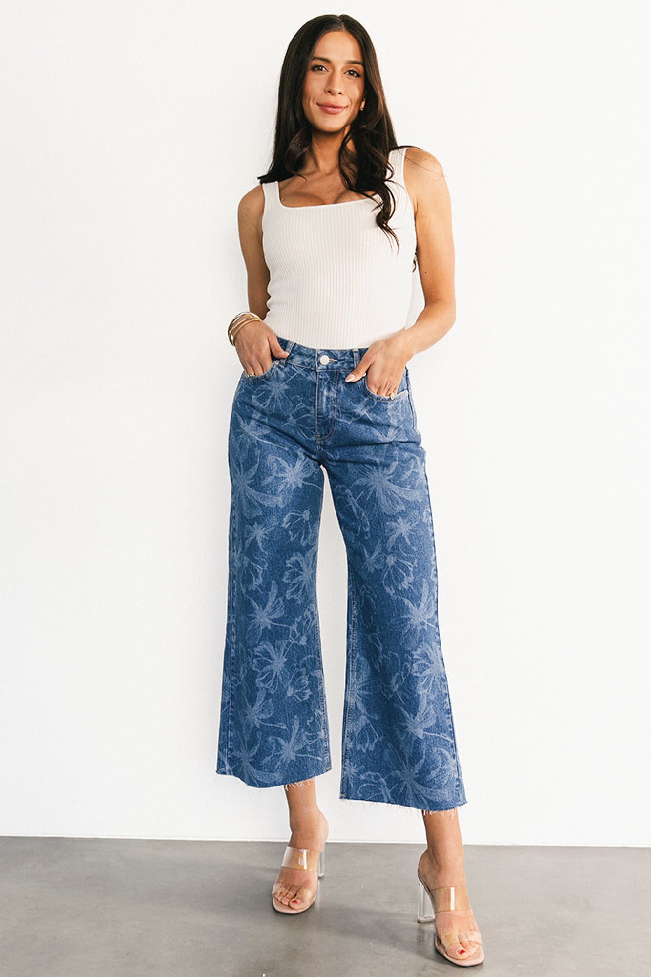 Cádiz Mid Rise Relaxed Jeans | Medium Floral Wash