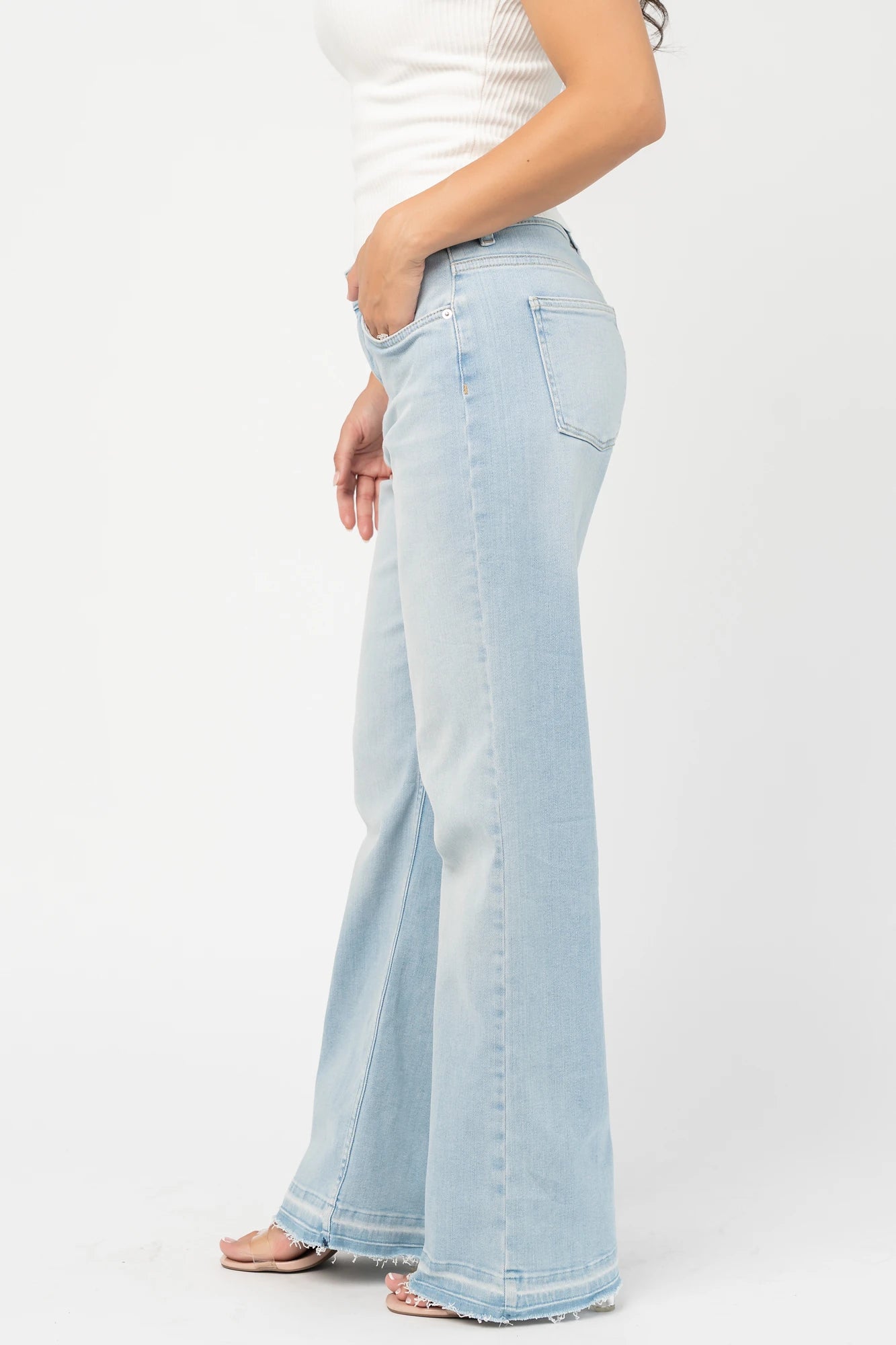 Bria High Rise Wide Leg Jeans | Light Wash