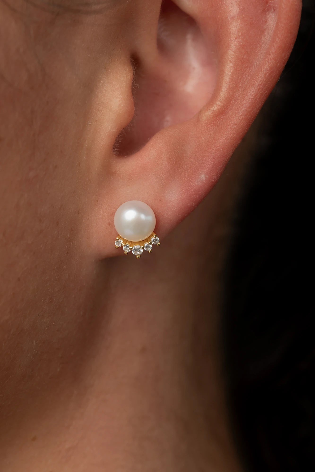 Livvy Pearl Stud Earrings | Gold