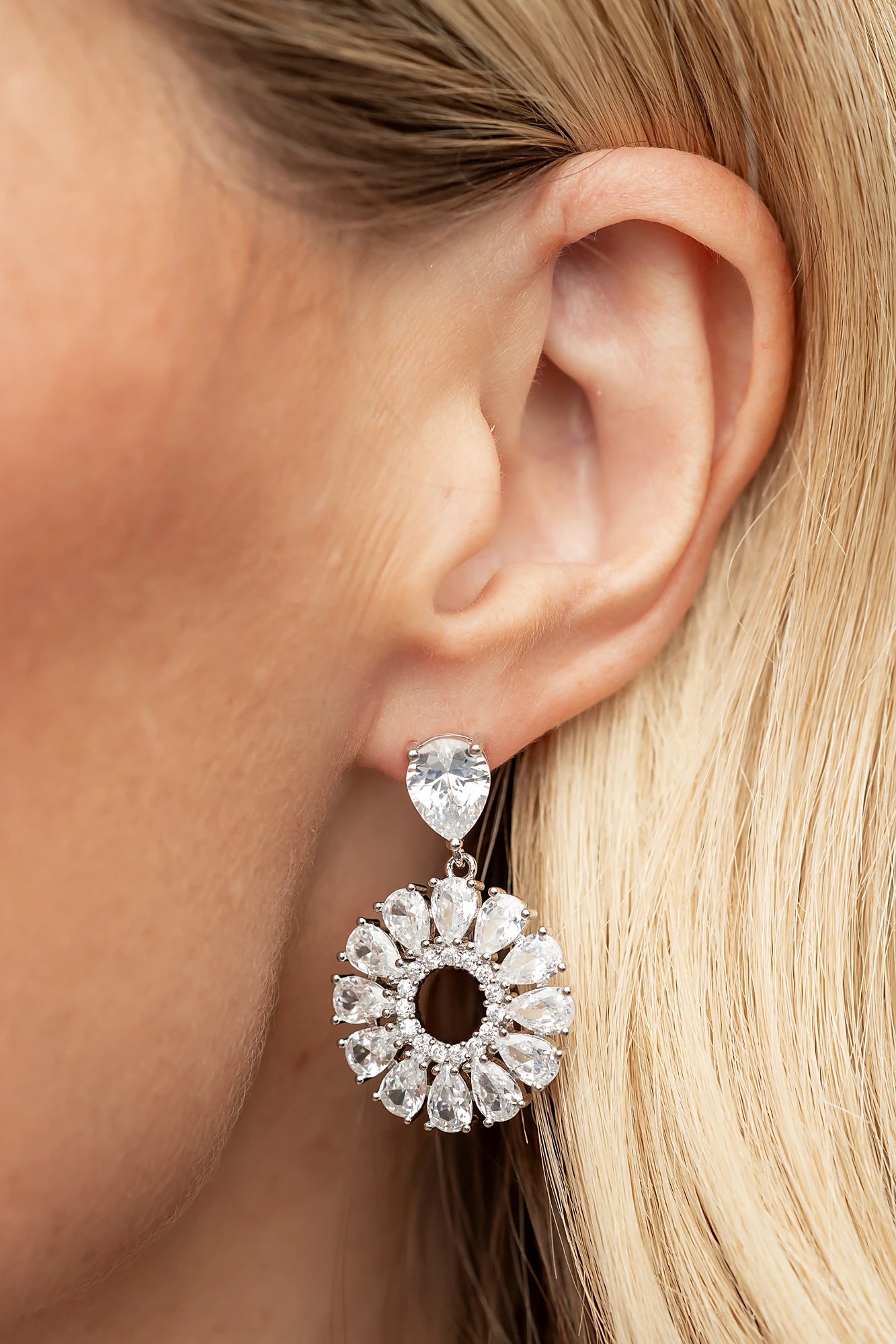 Lisandra Cluster Drop Earrings | Silver