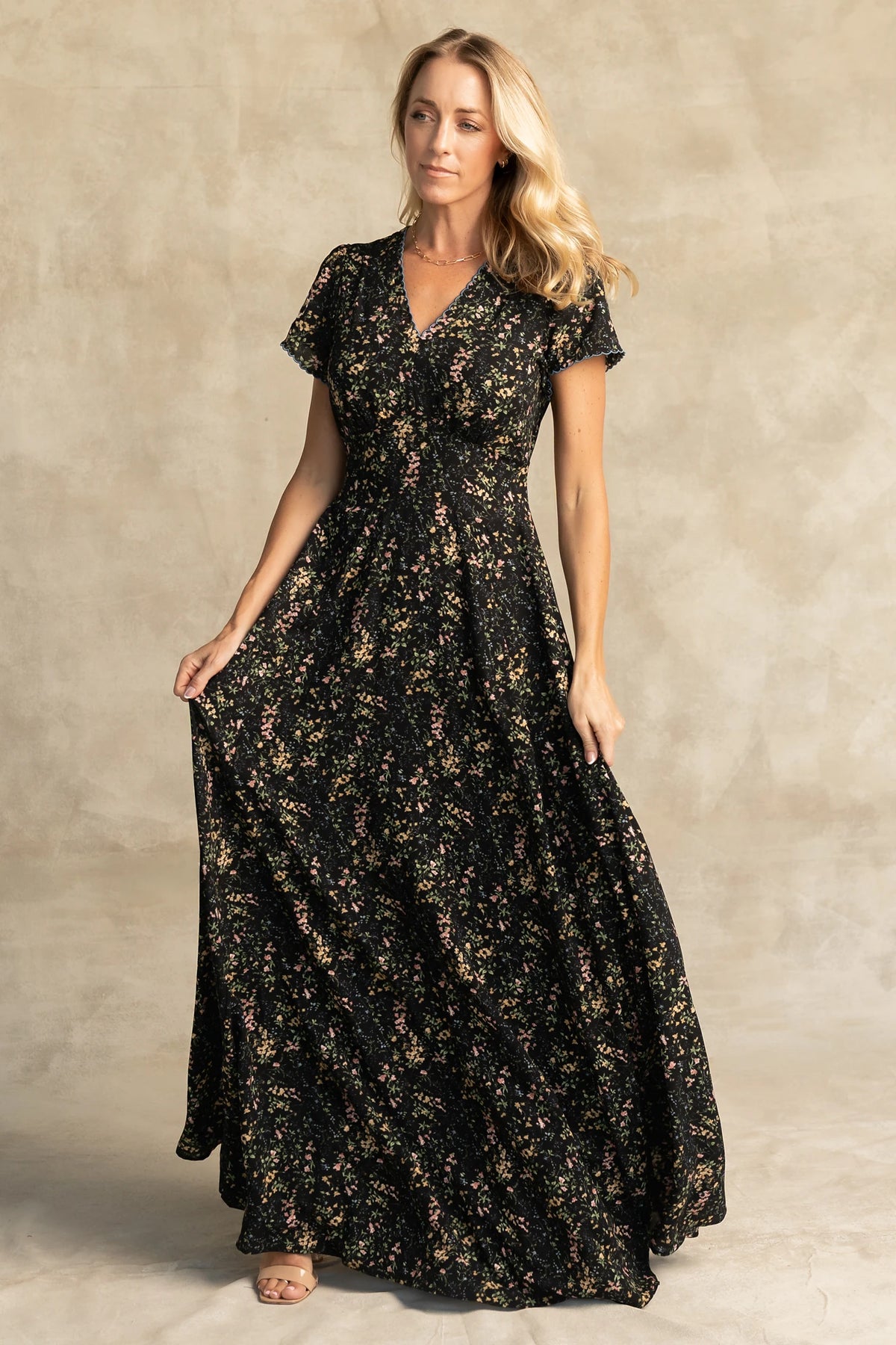 Jada Maxi Dress | Black Floral