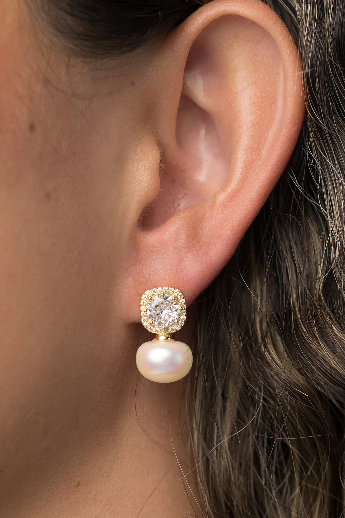 Laurent Pearl Halo Stud Earrings | Gold