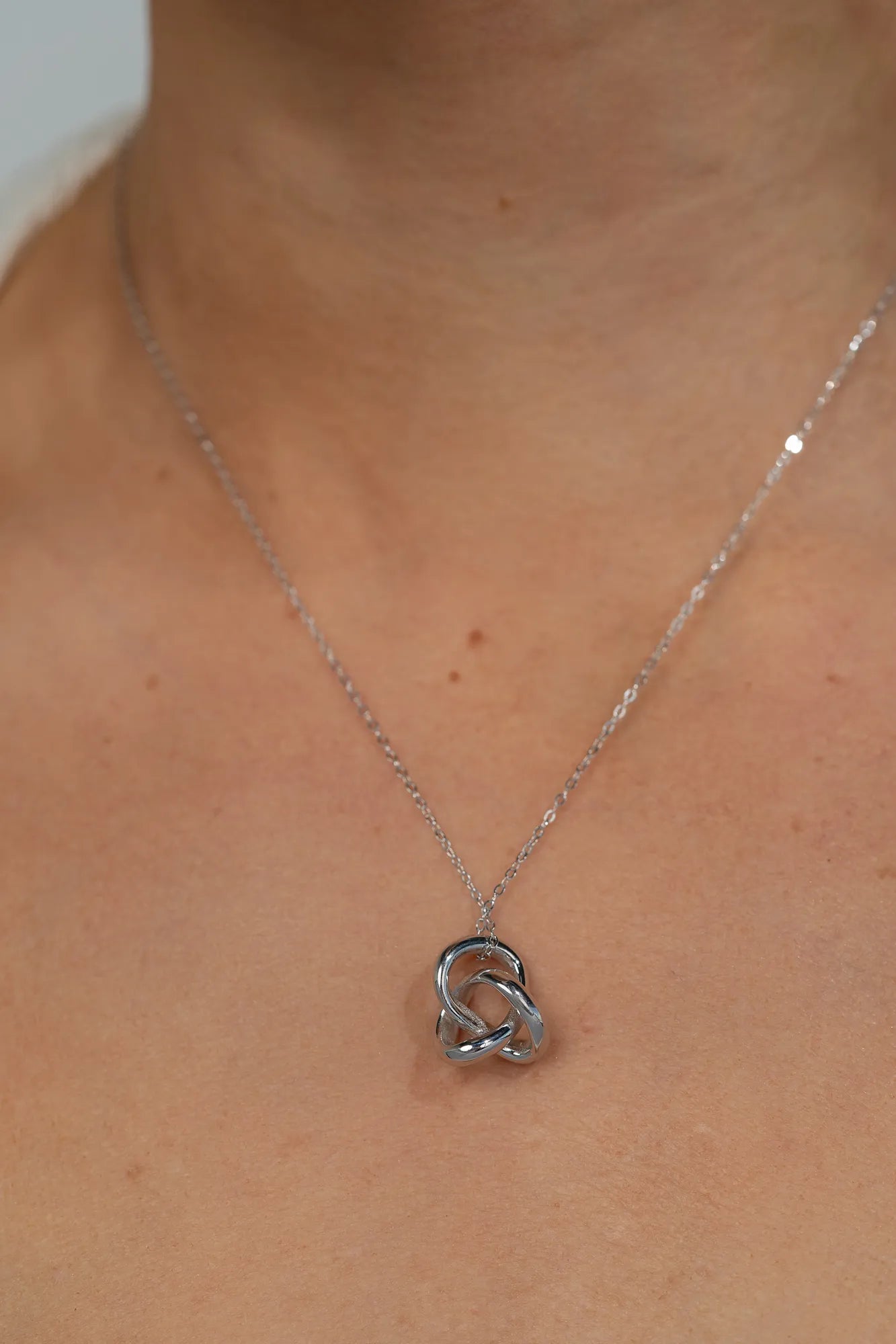 Infinity Knot Pendant Necklace | Silver