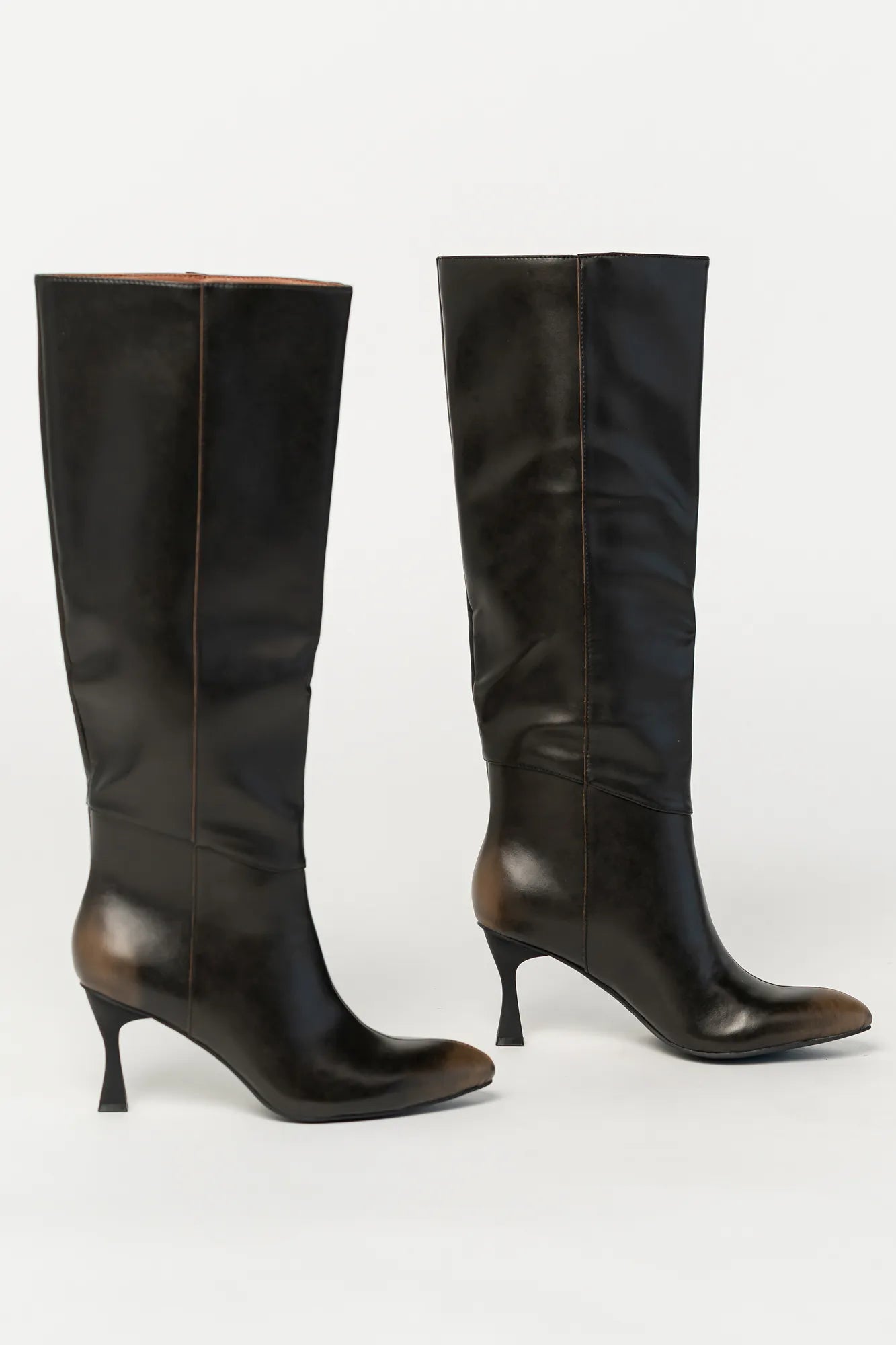 Caitlyn Pointed Toe Knee High Boots | Black