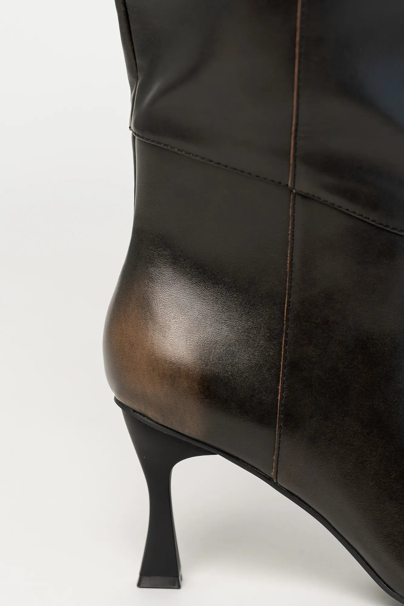Caitlyn Pointed Toe Knee High Boots | Black