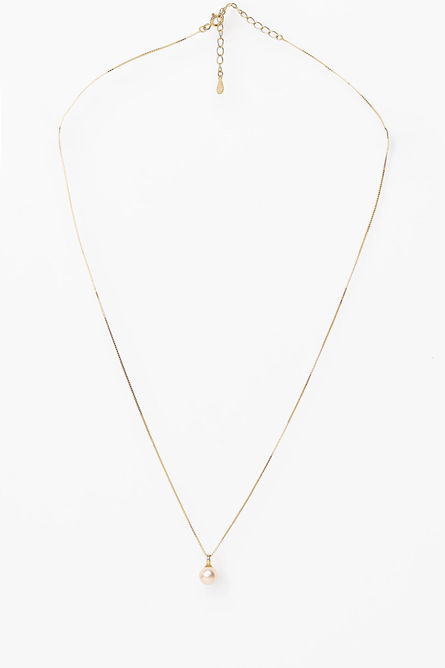 Tanaia Pearl Necklace in Gold with a freshwater light pink pearl and delicate gold-tone chain.