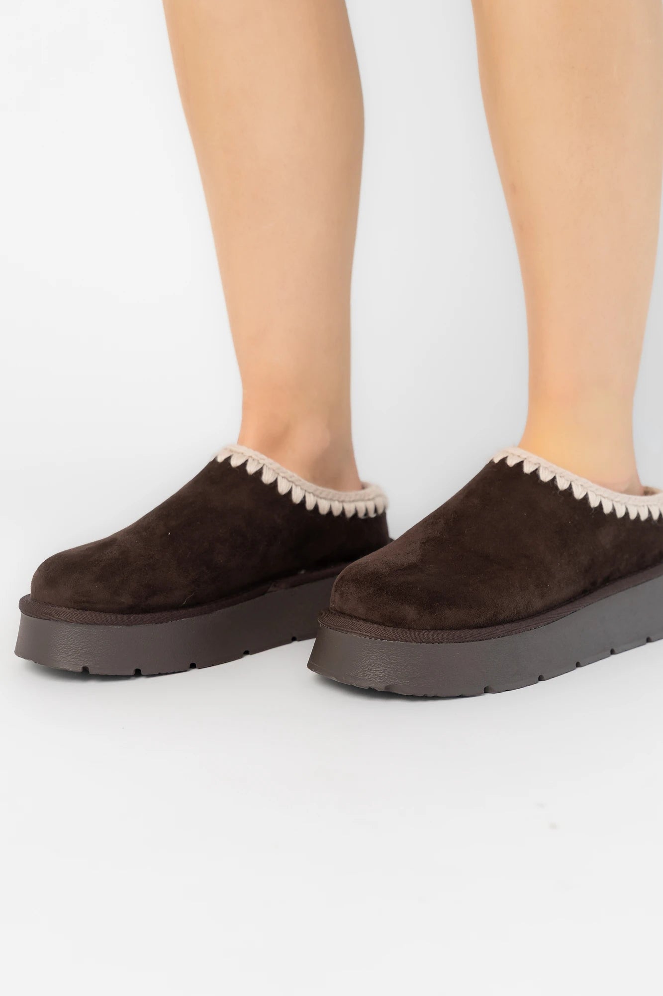 Pamela Platform Cozy Mule Slippers | Chocolate