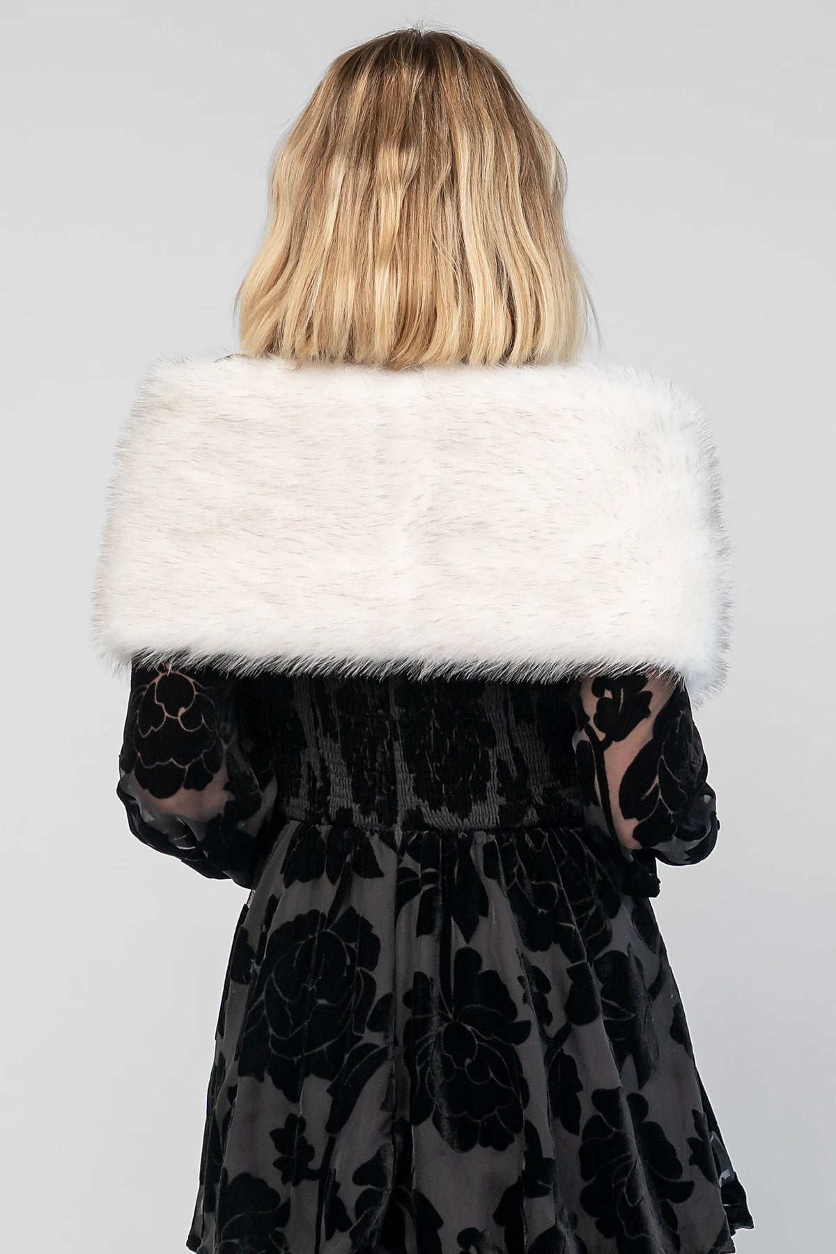 Torino Faux Fur Shawl | Pearl Gray