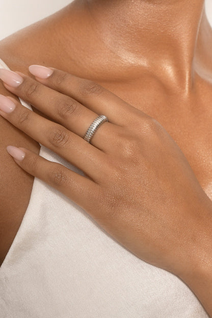 Ribbed Flex Ring