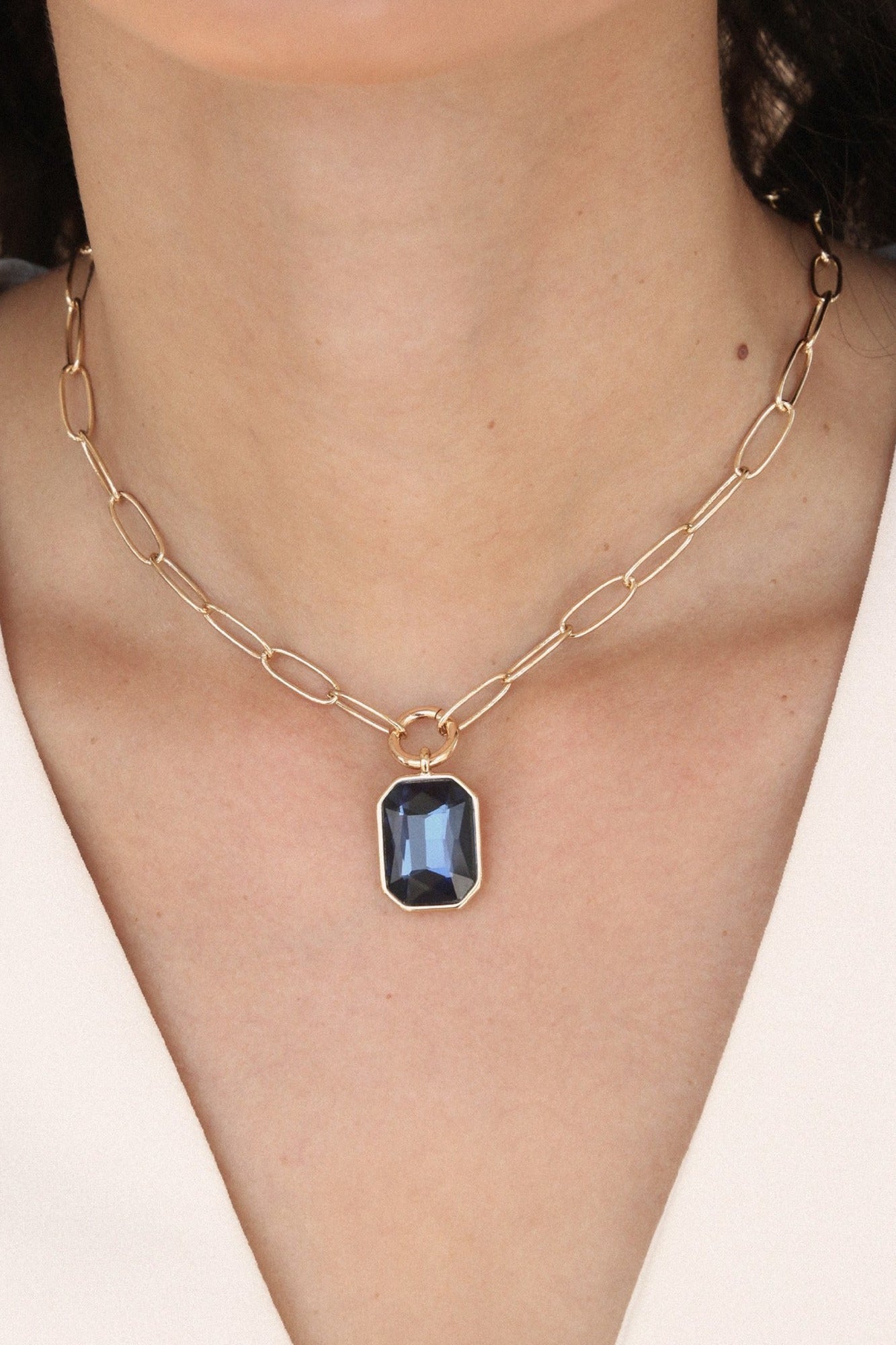 Deco Pendant Necklace