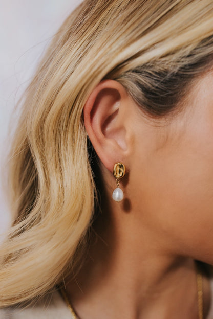 The Ophelia Pearl Studs