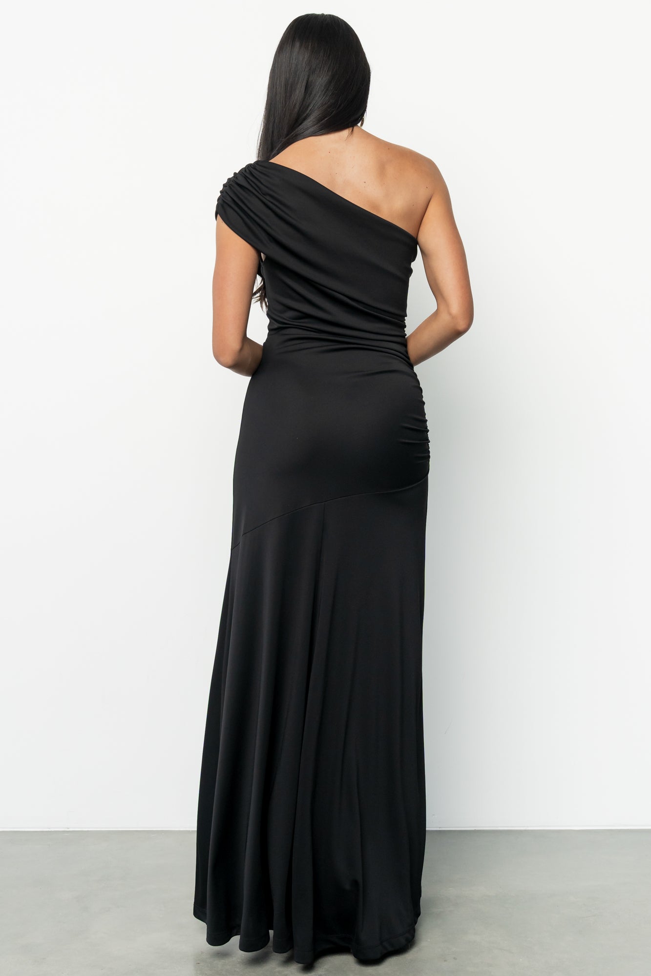 Leon One Shoulder Gown | Black