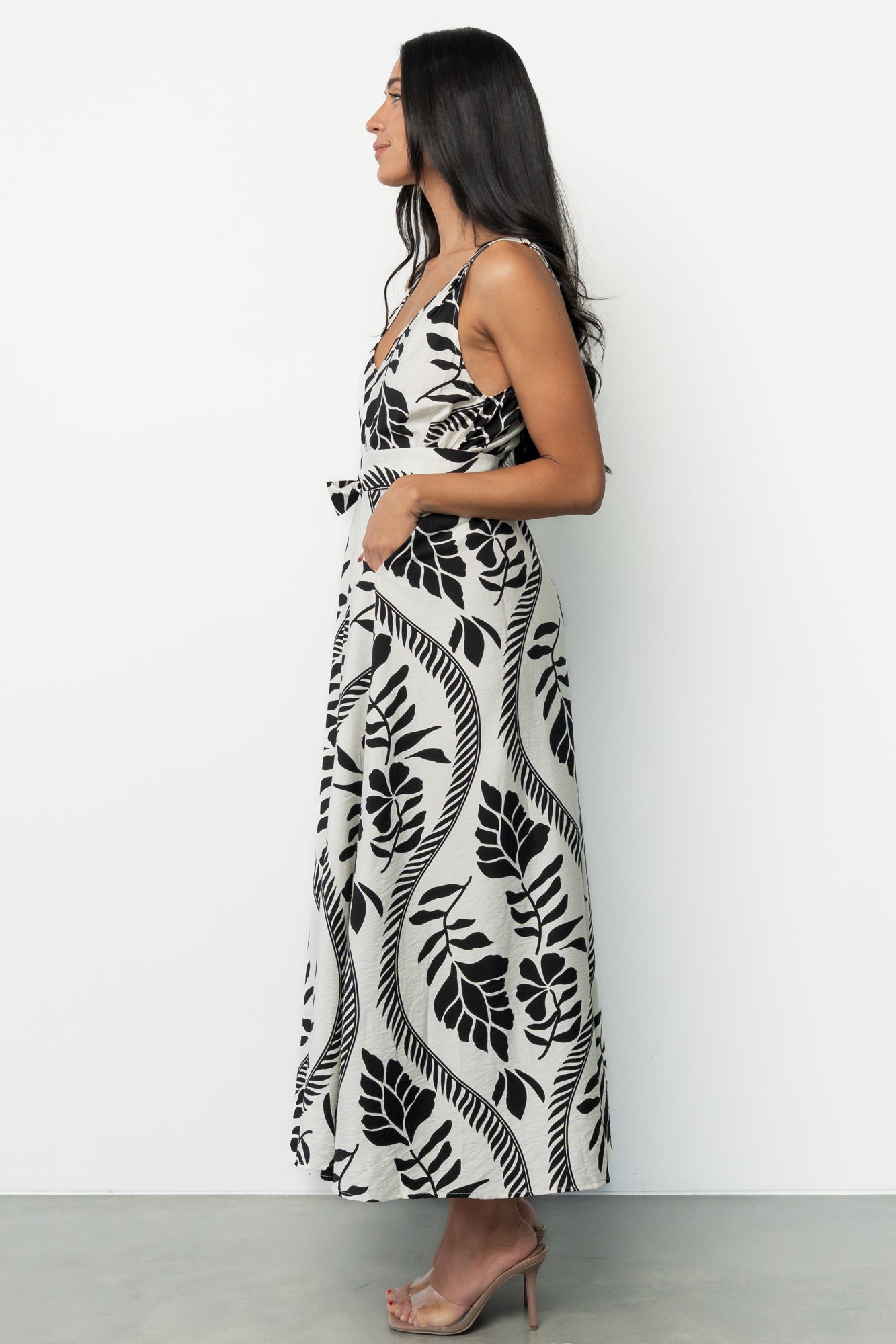 Sofía Maxi Dress | Ivory + Black