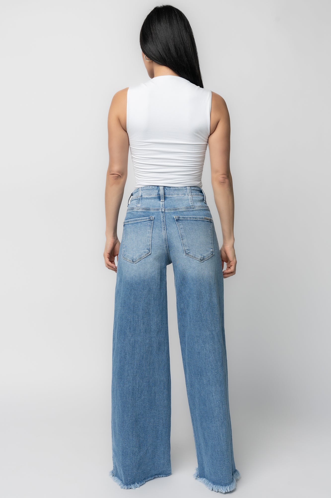 Jardin High Rise Wide Leg Jeans | Mid Wash