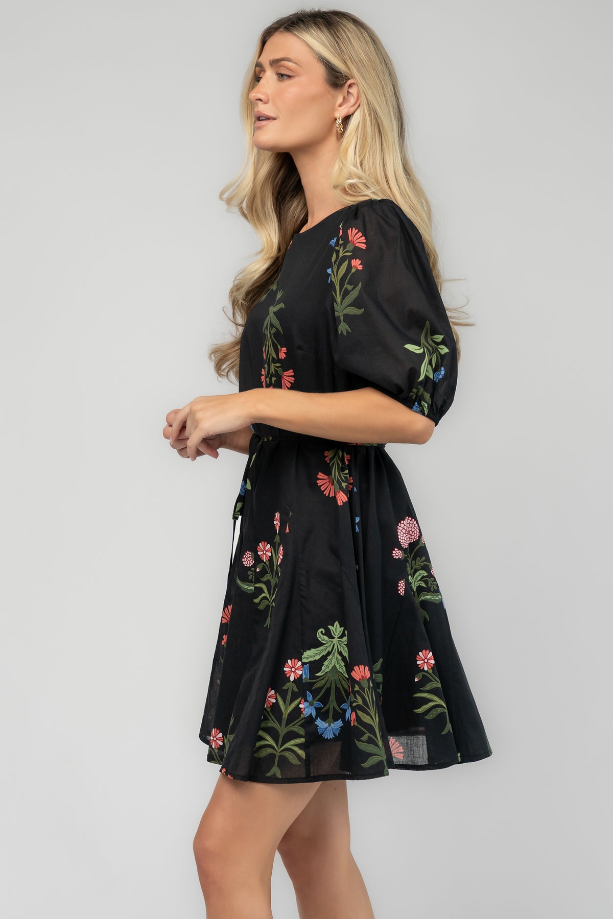 Talia Short Dress | Black Floral