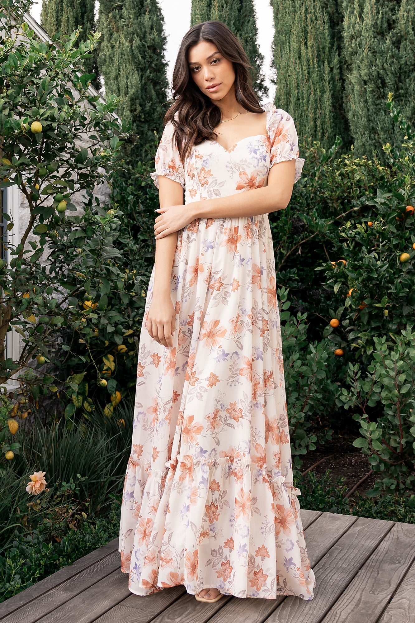 Baltic Born Womens Aberdeen Sweetheart Maxi Dress | Cream Floral Baltic Born Womens Aberdeen Sweetheart Maxi Dress | Cream Floral