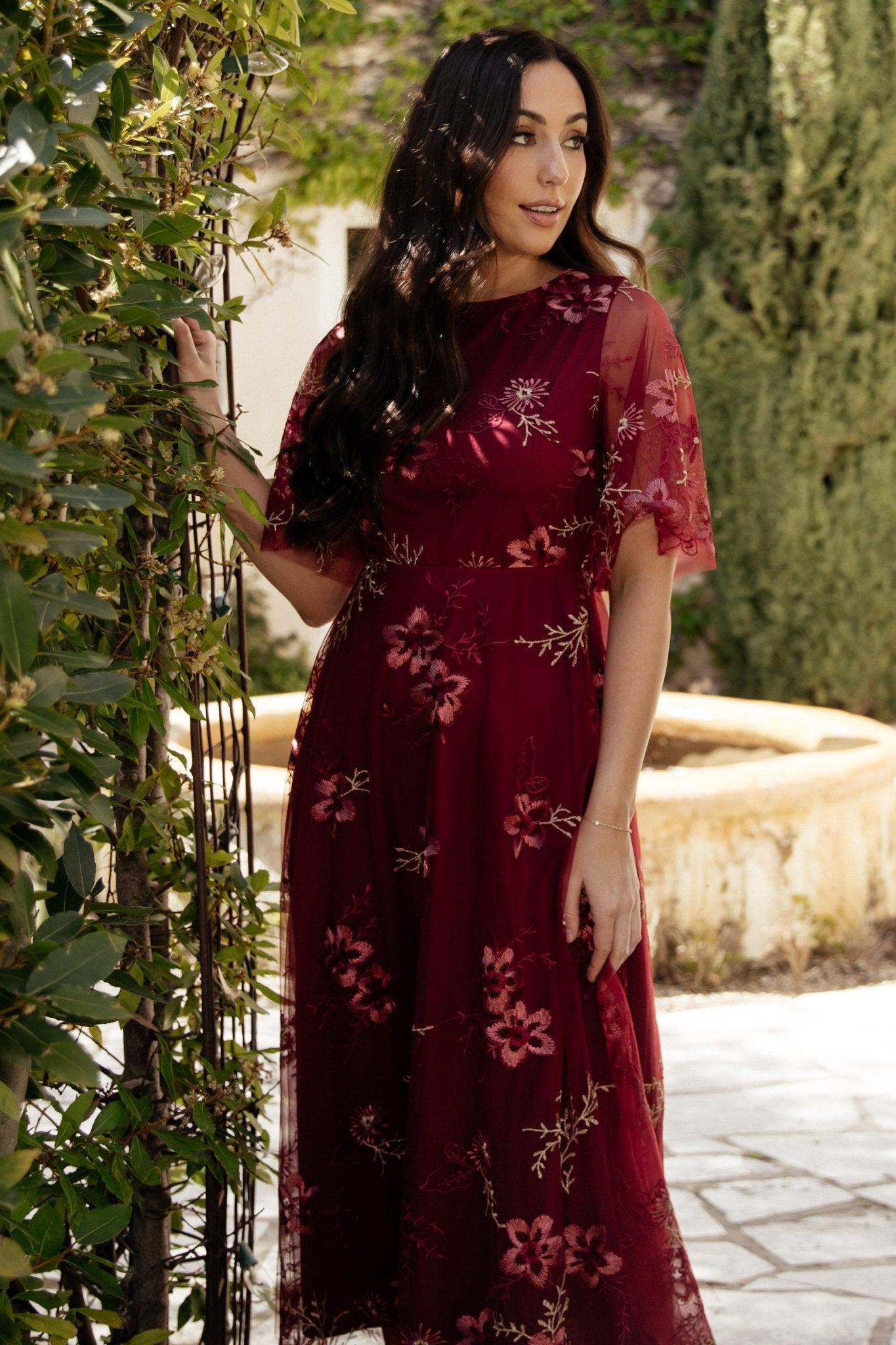 Burgundy tulle fashion maxi dress