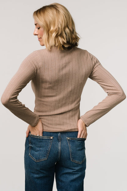 Axel Turtleneck Top | Light Mocha - Baltic Born