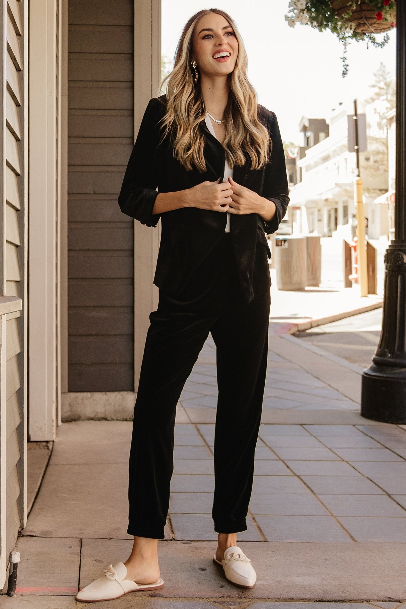 Brinton Velvet Blazer | Black - Baltic Born