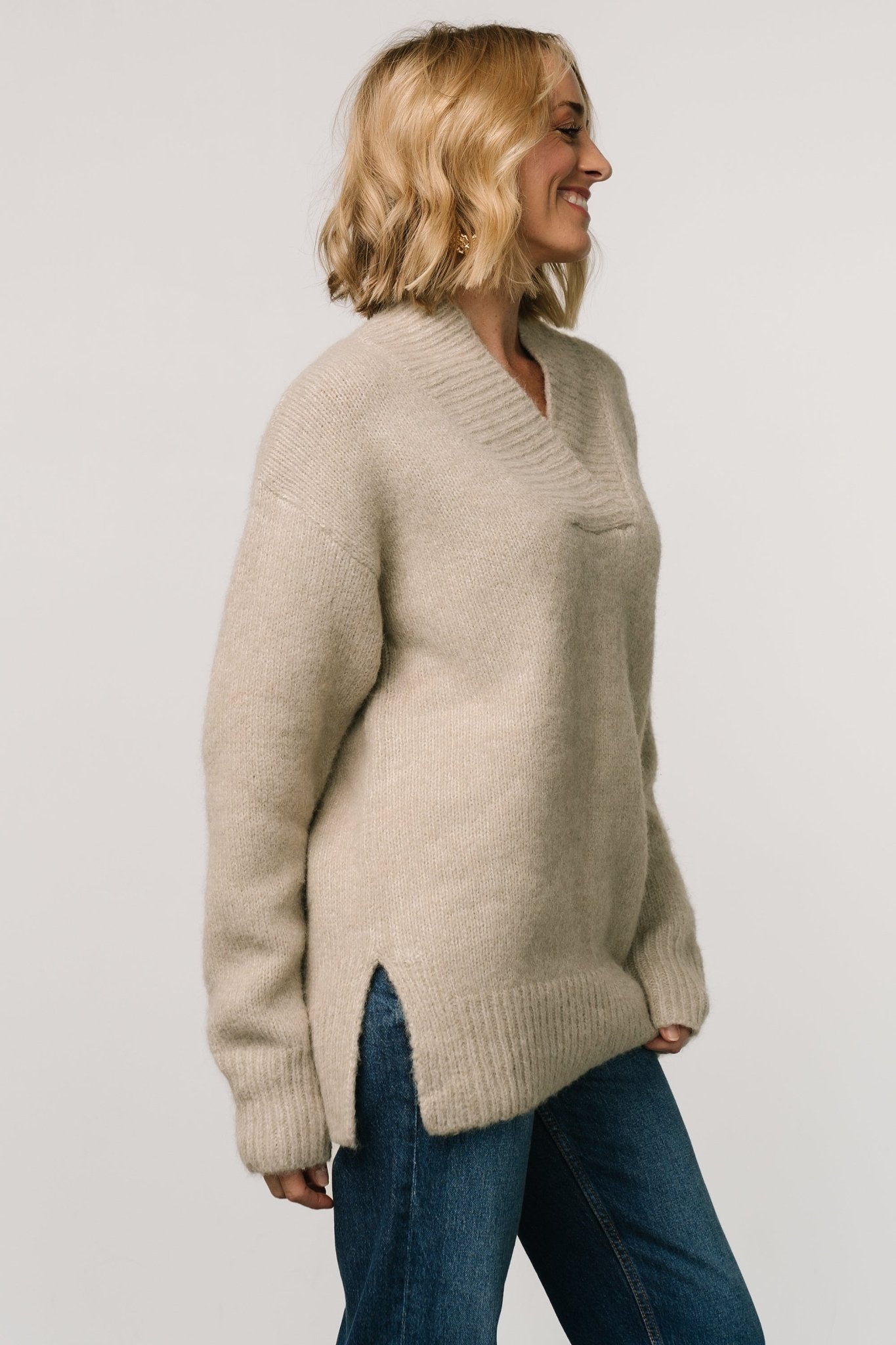 Calgary Oversized Sweater | Oatmeal - Baltic Born