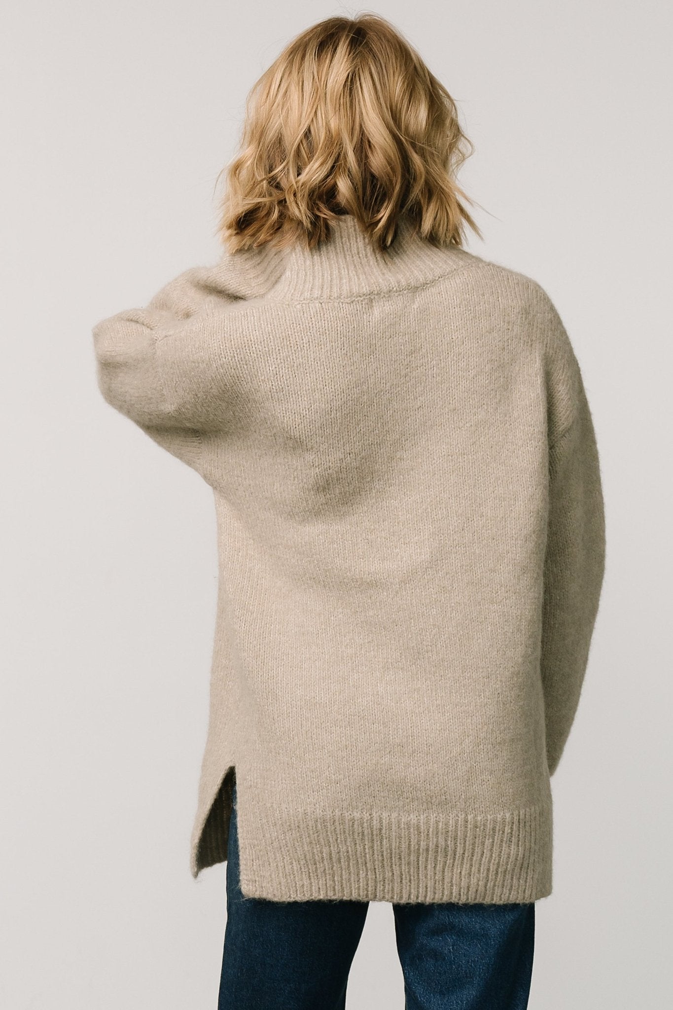 Calgary Oversized Sweater | Oatmeal - Baltic Born