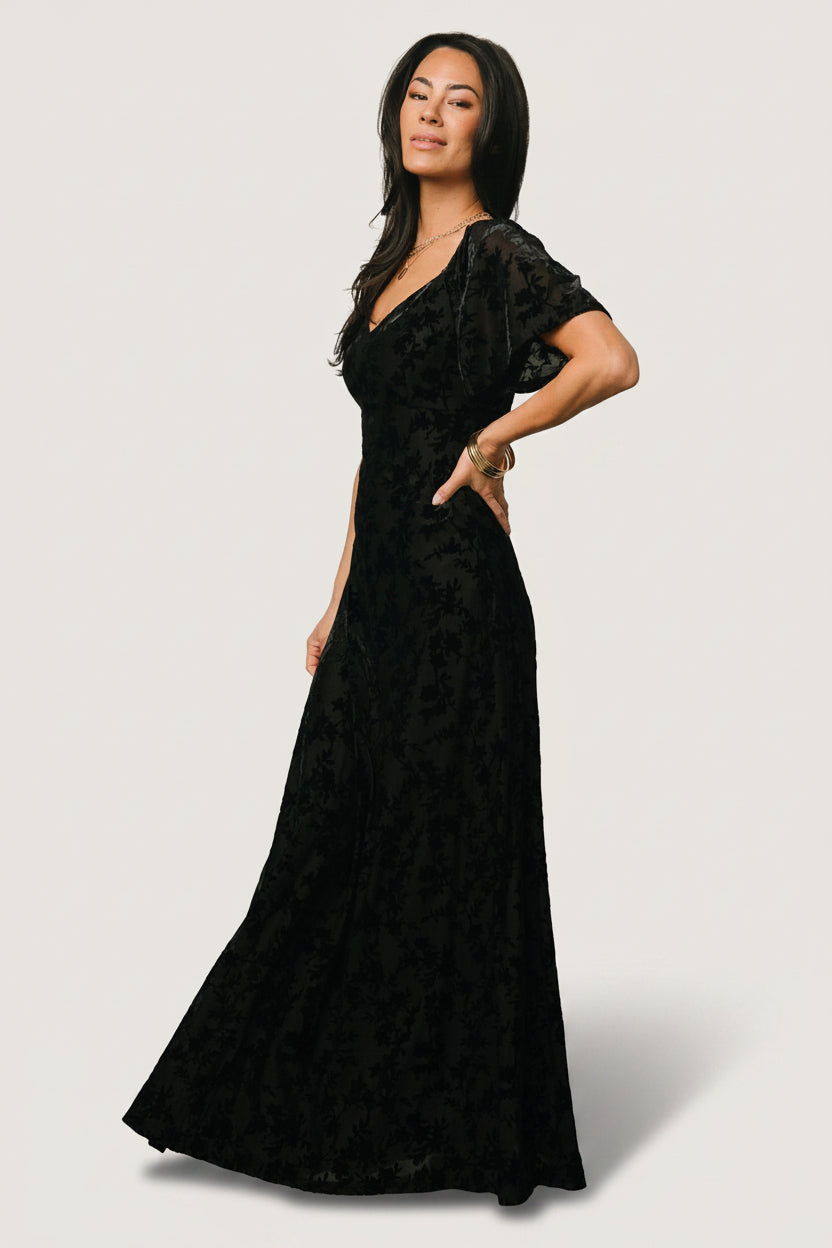 Everley Velvet Maxi Dress — Black Mesh