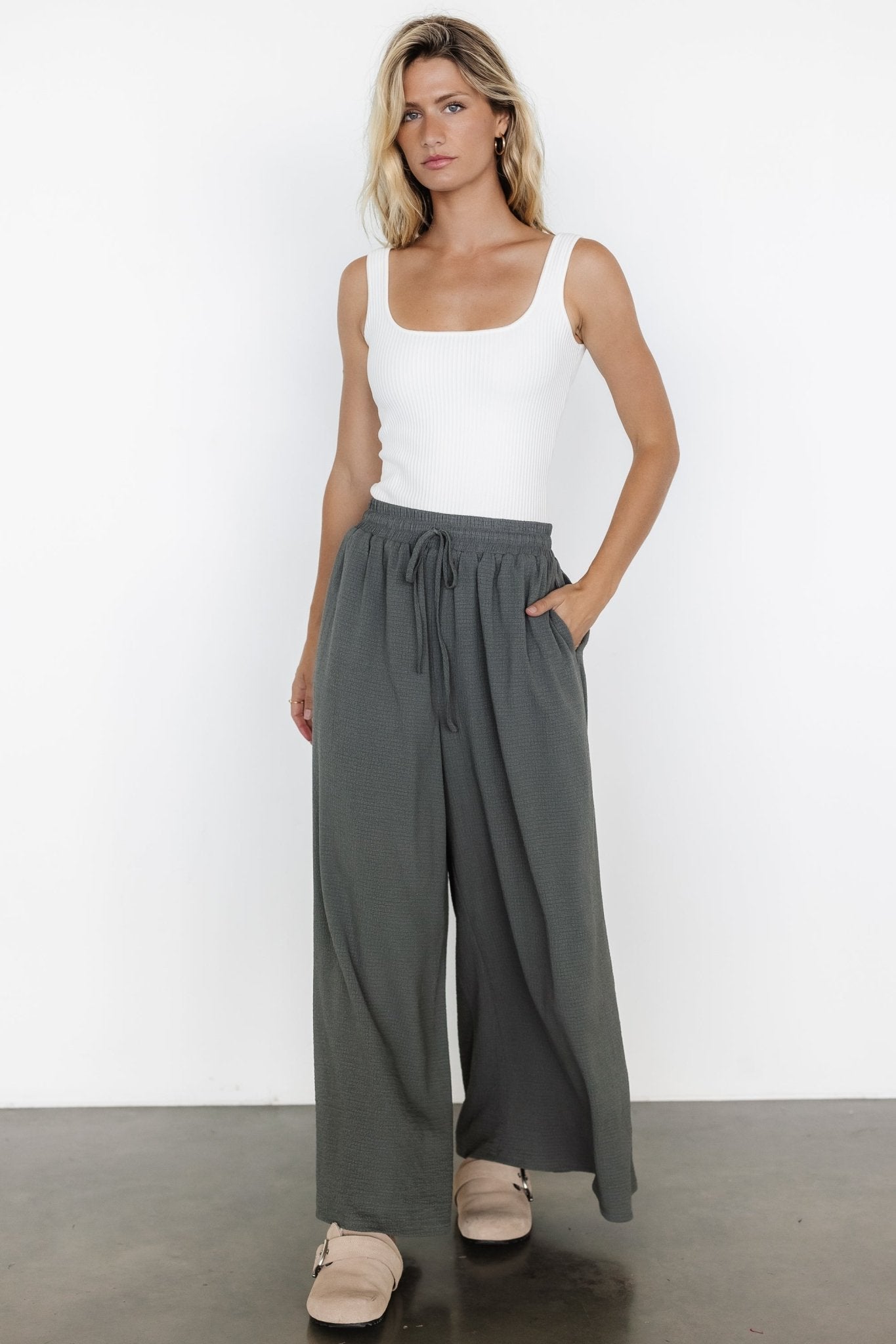 Florence Textured Pants | Olive - Baltic Born