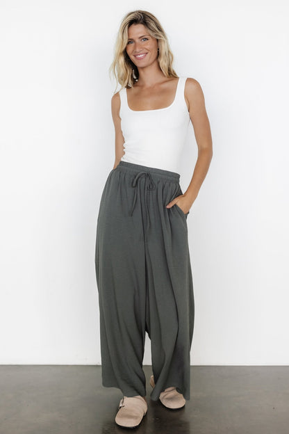 Florence Textured Pants | Olive - Baltic Born