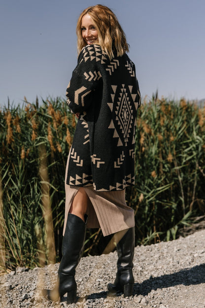 Hays Oversized Cardigan | Black + Tan - Baltic Born