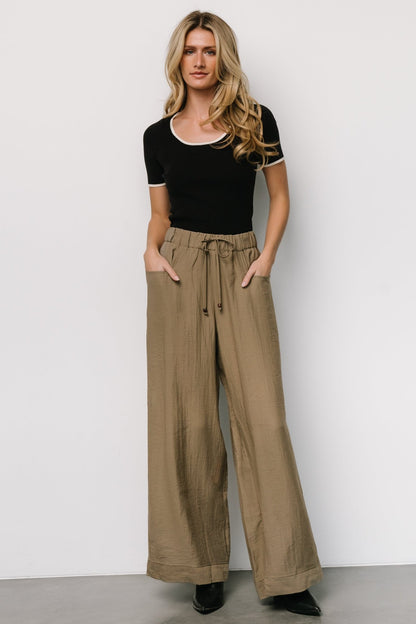 Leza Pants | Olive - Baltic Born