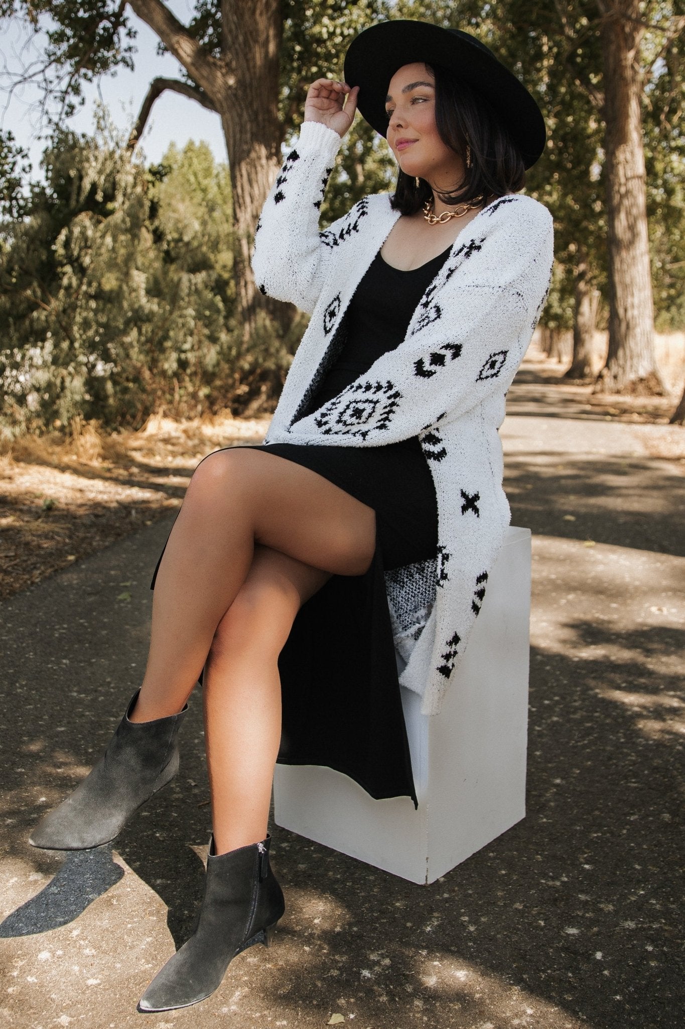 Missoula Oversized Cardigan | Off White + Black - Baltic Born