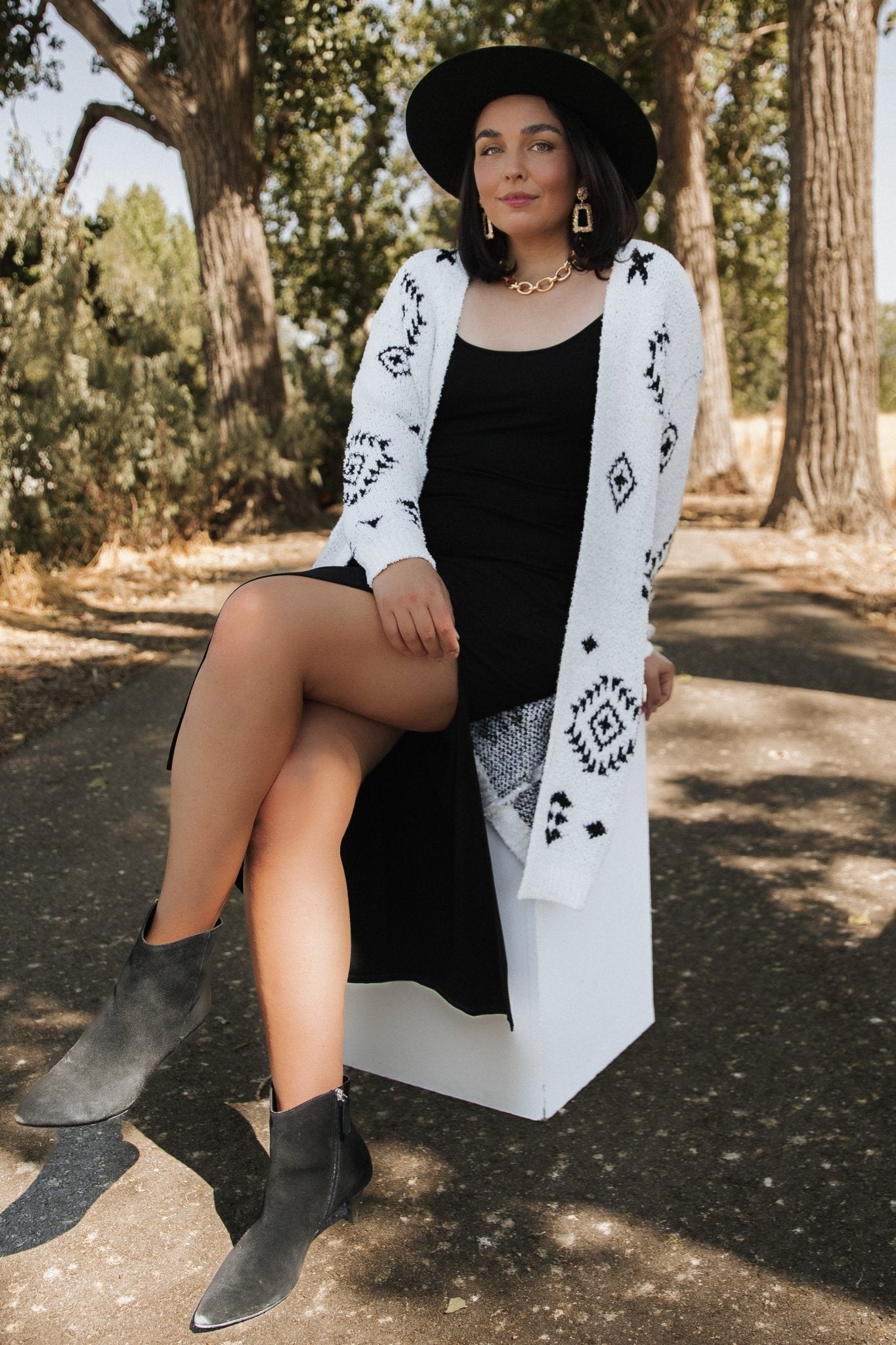 Missoula Oversized Cardigan | Off White + Black - Baltic Born