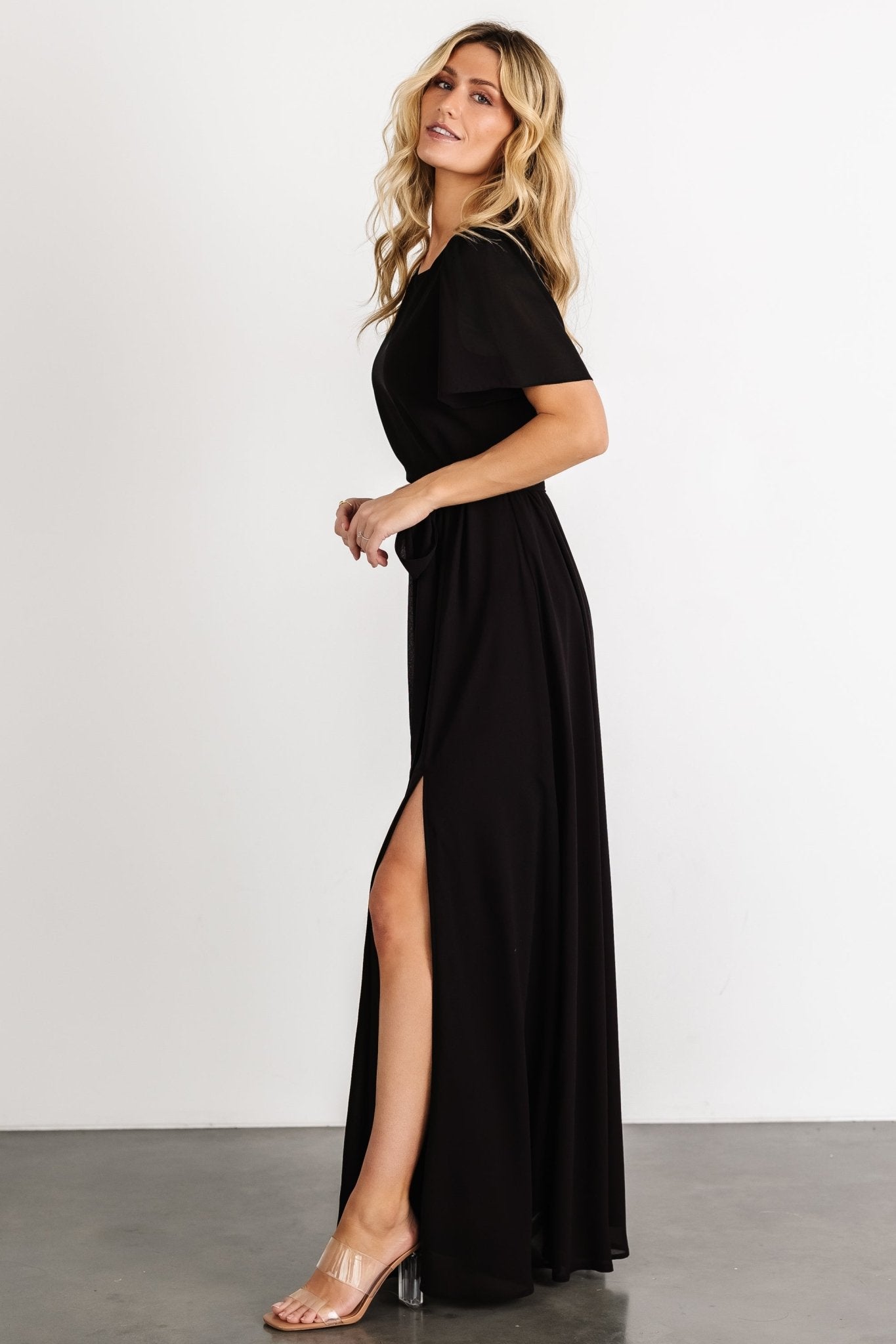 Naomi Short Sleeve Maxi Dress | Black - Baltic Born