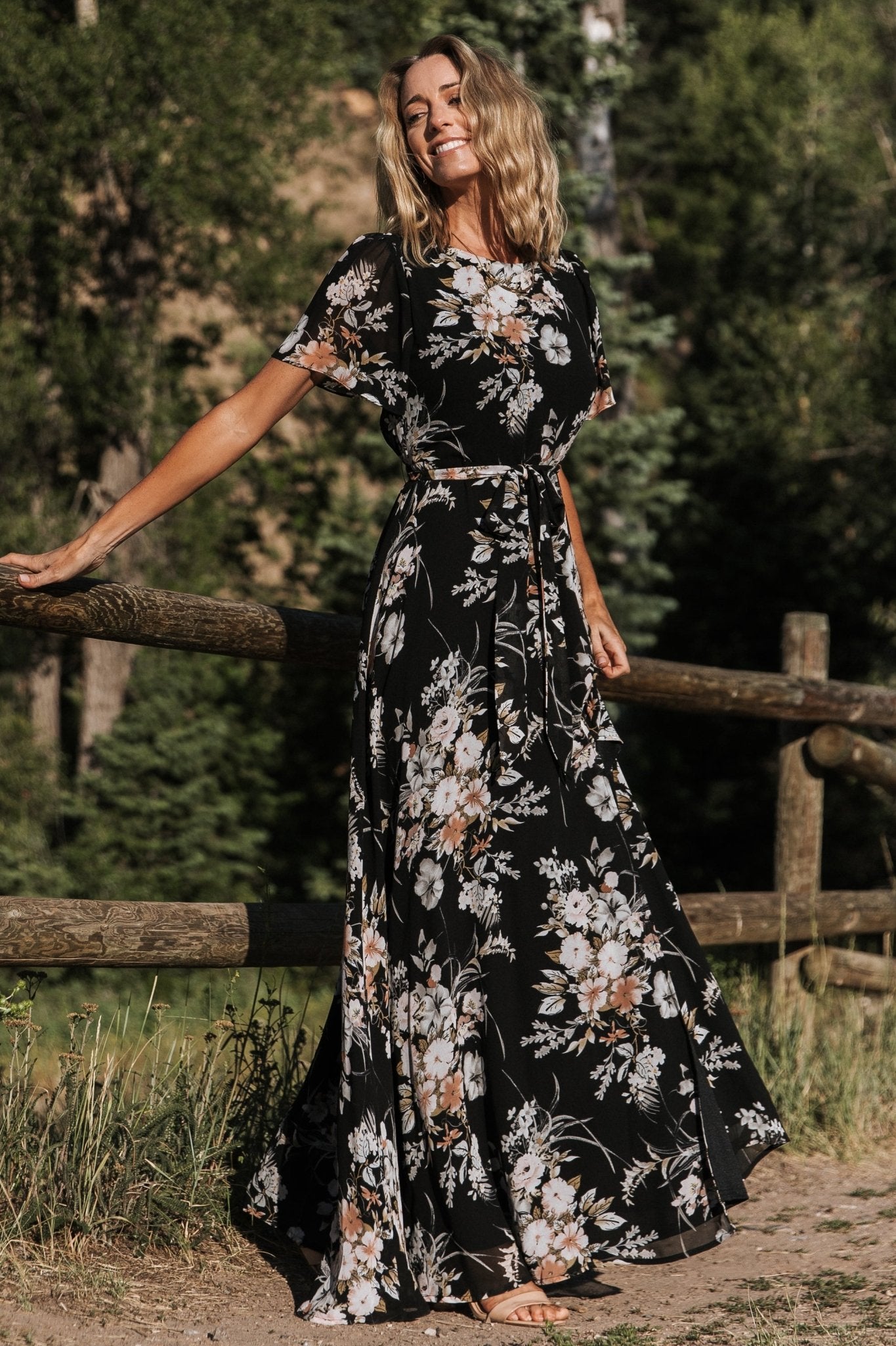 Naomi Short Sleeve Maxi Dress | Black Floral
