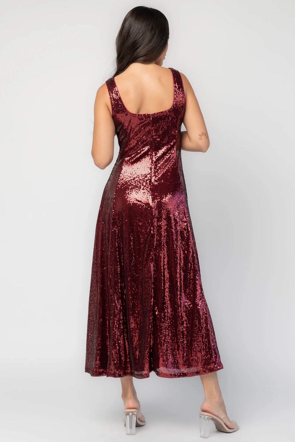 Nell Sequin Dress in Wine with allover shimmering sequins, square neckline, tank sleeves, and structured silhouette.