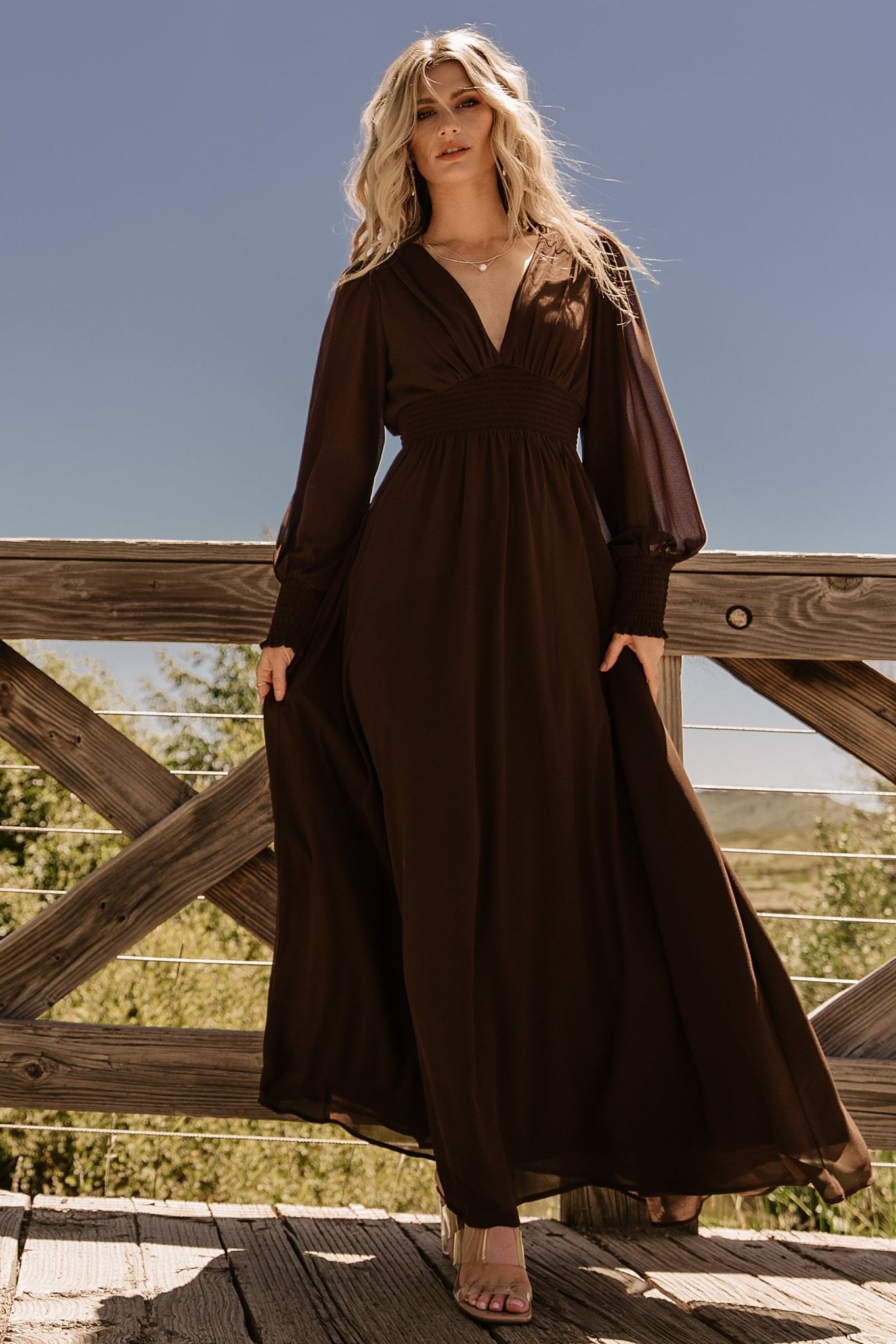 dark brown maxi dress Camielle - US 6 Great for any cup size Annissa Plunge Halter Maxi Dress
