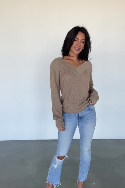 Ashby V Neck Sweater Top | Mocha