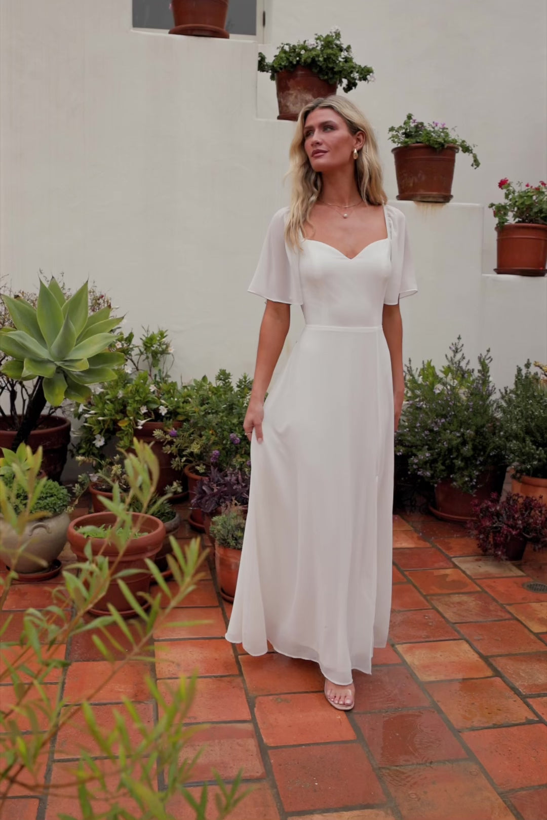sweetheart neckline maxi dress in ivory Morgan